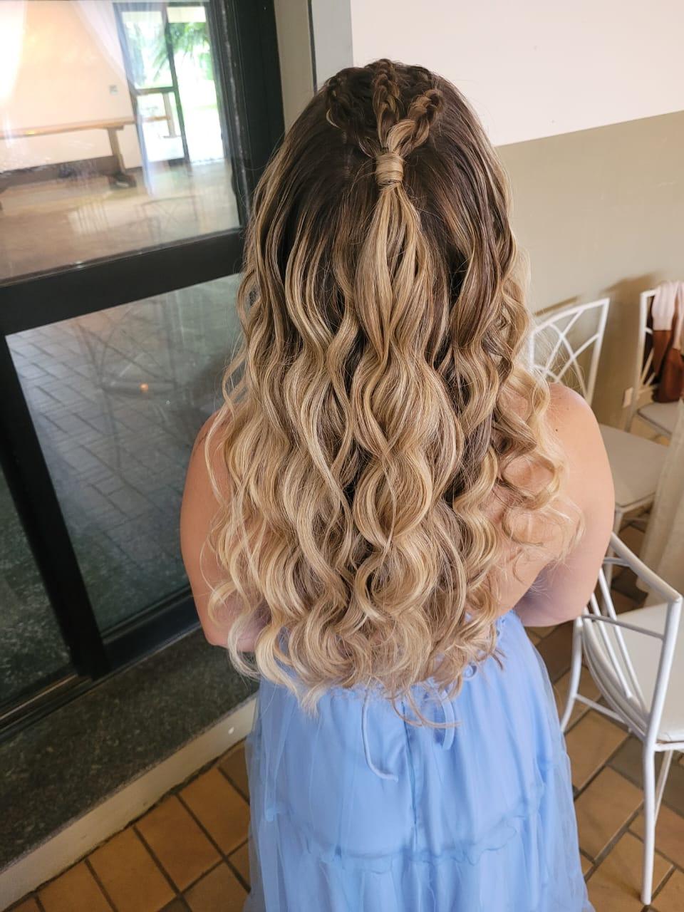 Como escolher o acessório de cabelo perfeito para seu casamento