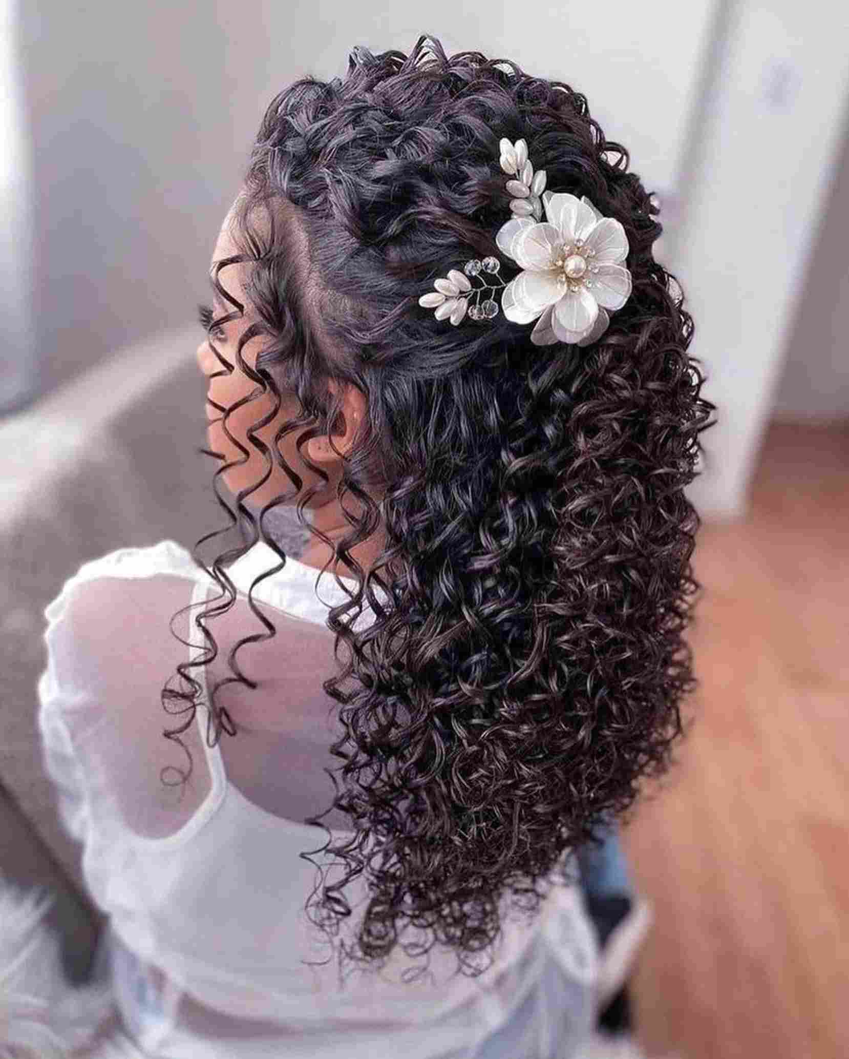 Como Escolher o Penteado Cacheado Perfeito para Cada Tipo de Casamento