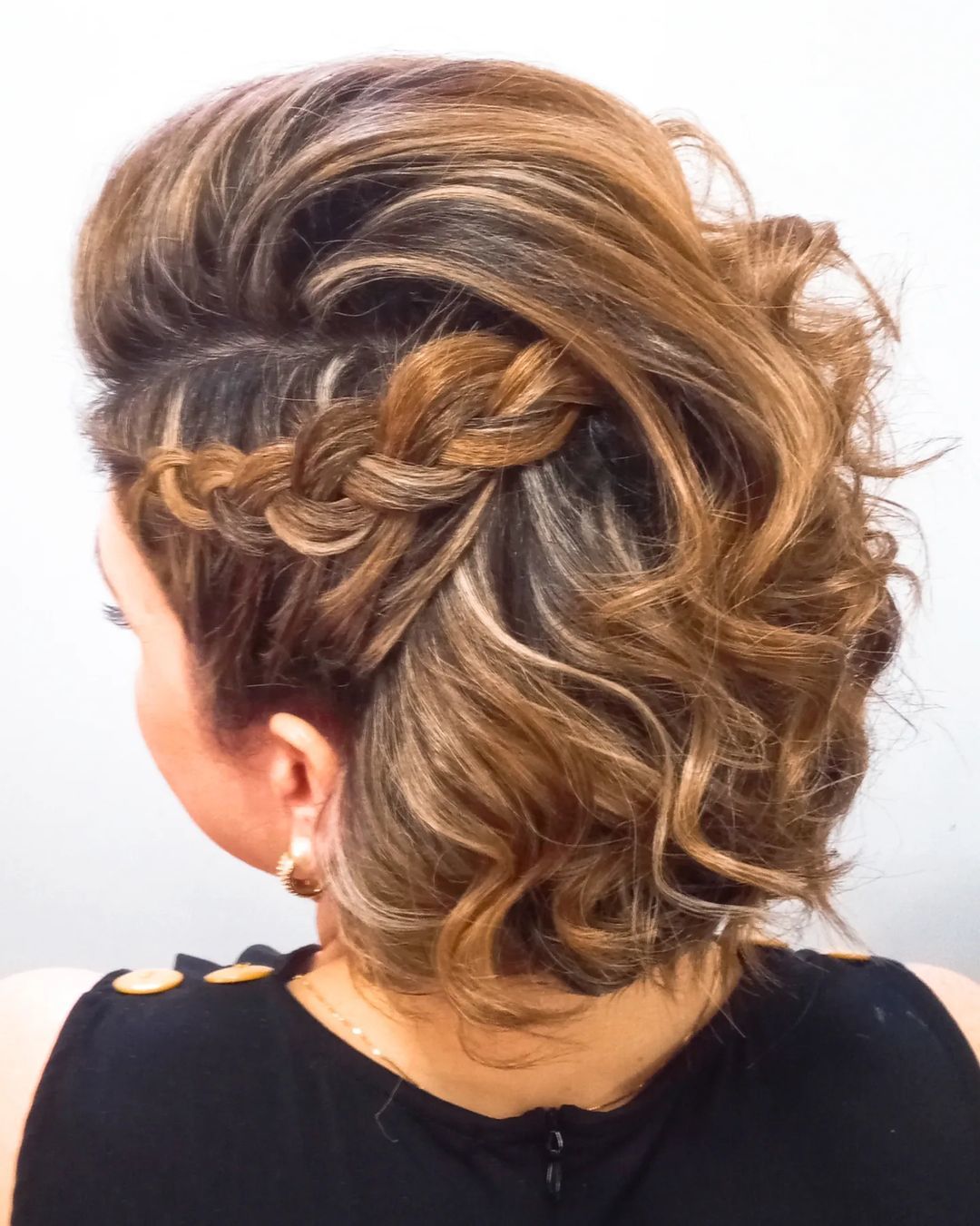 penteados para cabelo curto em casamento
