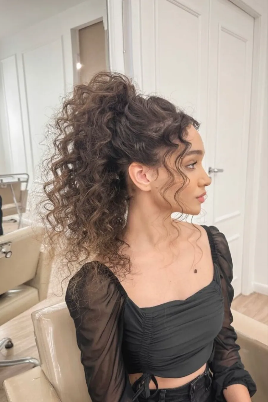 quanto custa um penteado de madrinha para cabelo cacheado