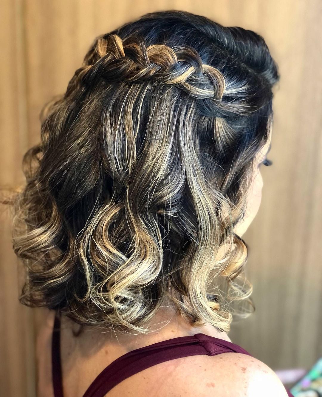 penteados para madrinha de casamento cabelo curto
