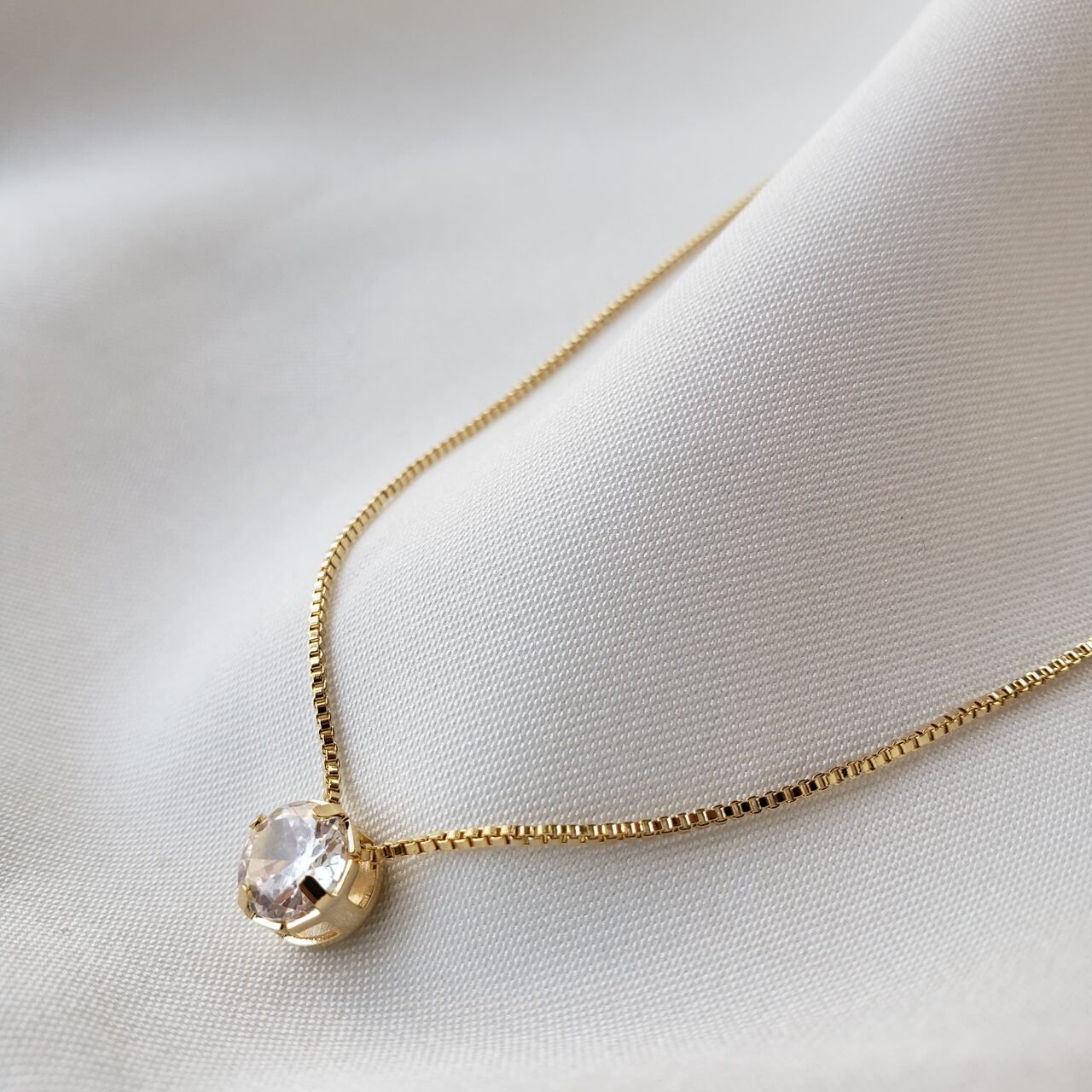 colar ponto de luz diamante preço