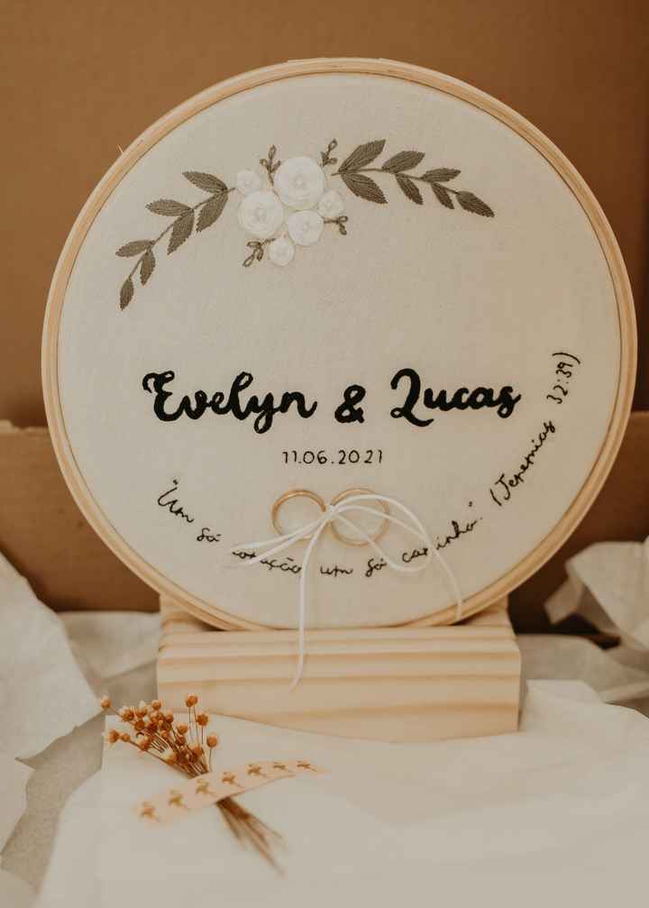 porta aliança para casamento no campo