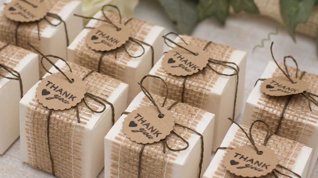 ideias de presentes criativos para noivos