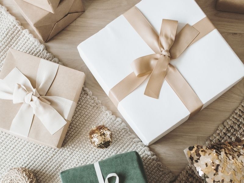 ideias de presentes criativos para noivos