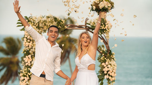 Protetor Solar Facial com Cor vs. Sem Cor: Qual a Melhor Opção para Você?