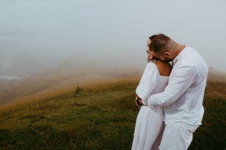 Conforto e Elegância: Marcas de Rasteirinhas para Noivas que Você Precisa Conhecer