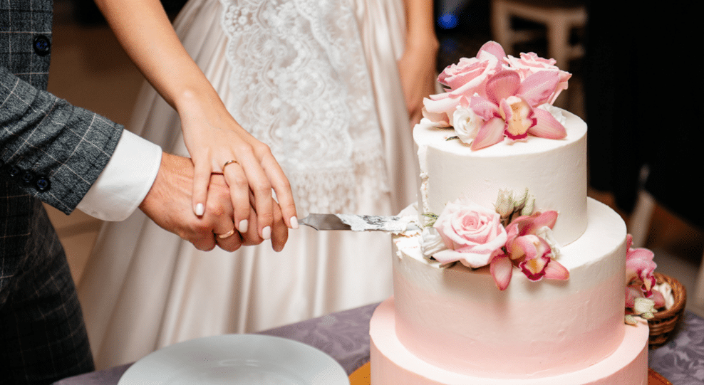 Tendências de sabores de bolo de casamento para 2024/2025