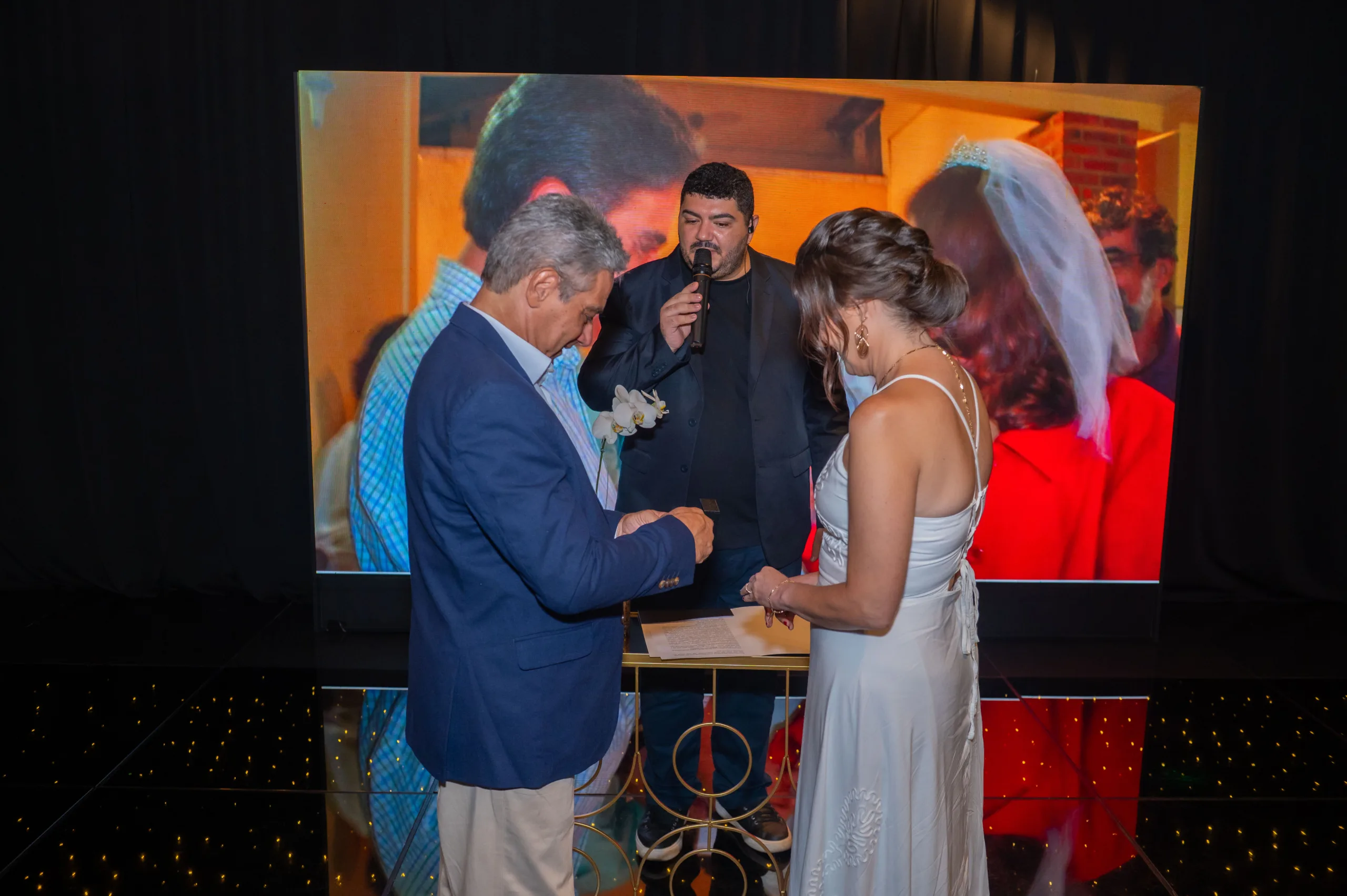 renovar os votos em um lugar especial