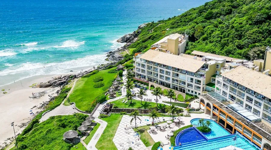 Planejando a Lua de Mel: Dicas Essenciais para Escolher o Resort Perfeito