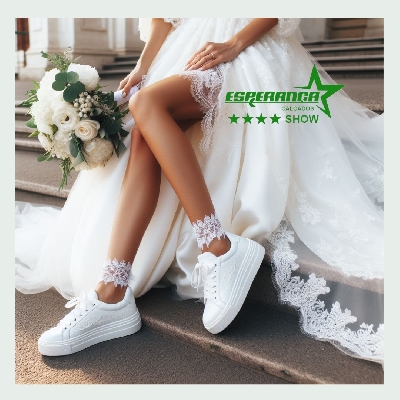 Casamentos ao Ar Livre: Os Sapatos Ideais para Não Afundar na Grama ou Areia