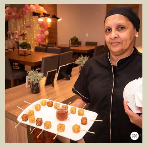 Como Calcular a Quantidade Ideal de Garçons para Sua Festa