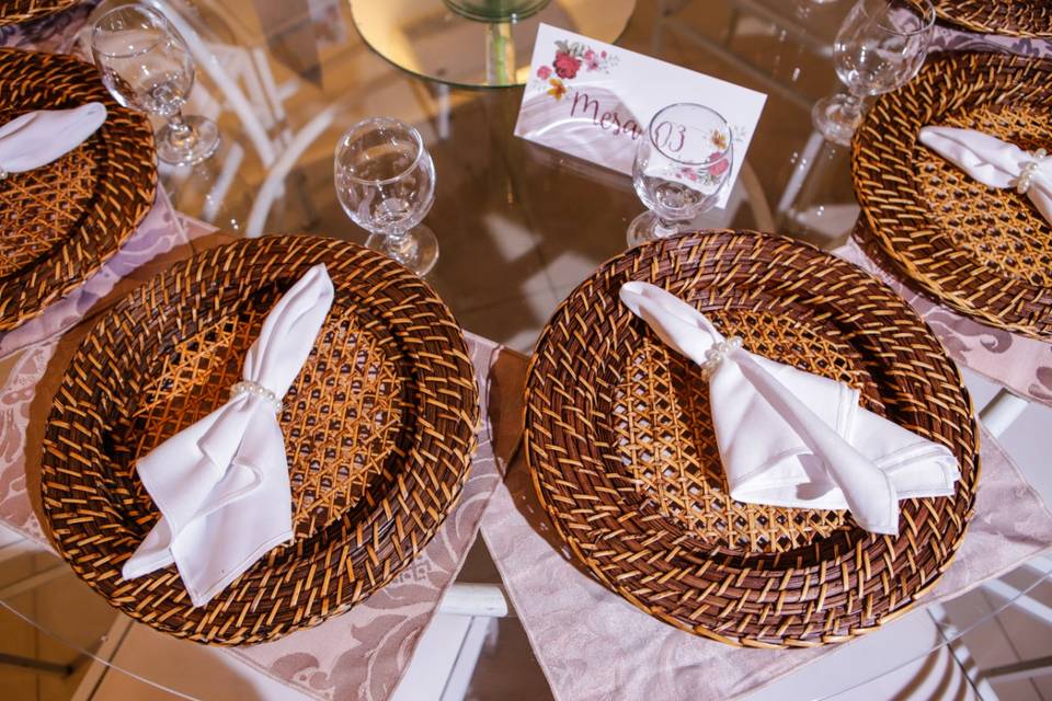 erros comuns ao escolher sousplat para casamento