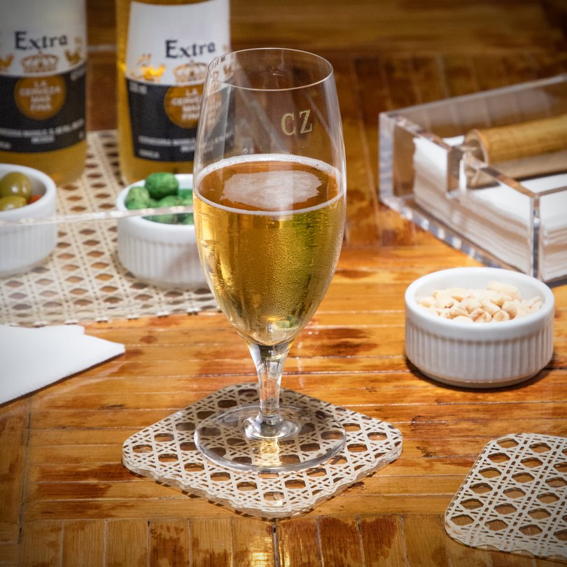 Cristal vs. Vidro: Entenda as Diferenças e Faça a Melhor Escolha