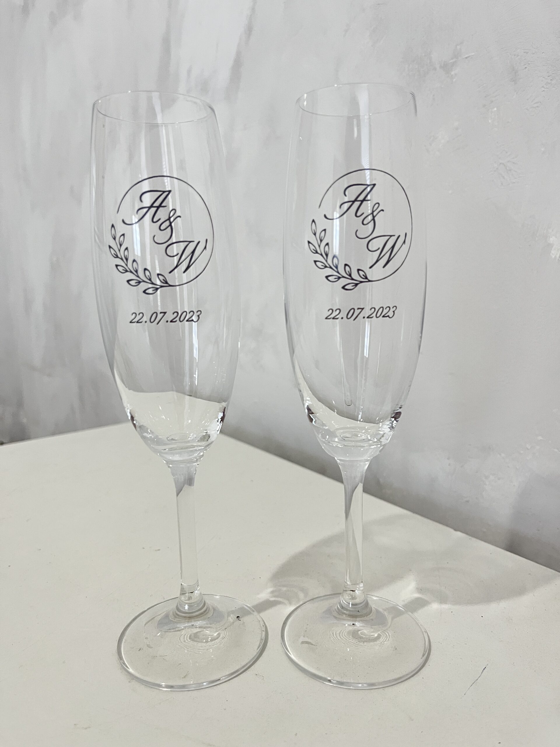 Taças Personalizadas: O Toque de Luxo para Seus Eventos e Presentes