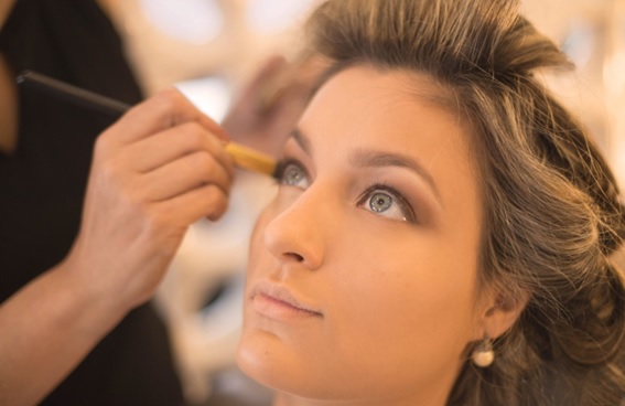 teste de penteado e maquiagem