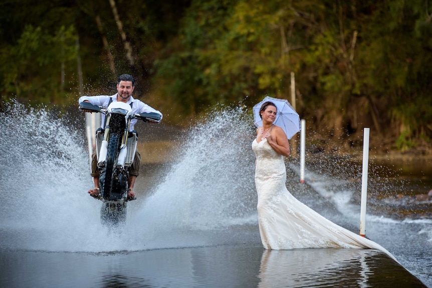 ensaio de casamento com tinta