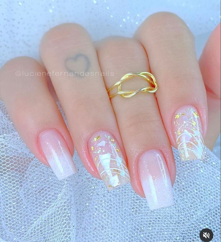 unhas de noiva delicada