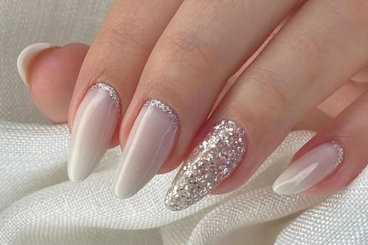 unhas de noiva delicada