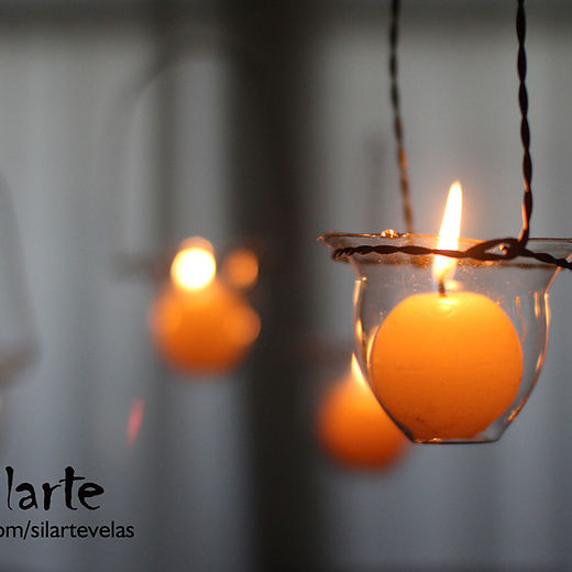 Velas de LED vs. Velas de Cera: Qual a Melhor Opção para Decoração Suspensa?