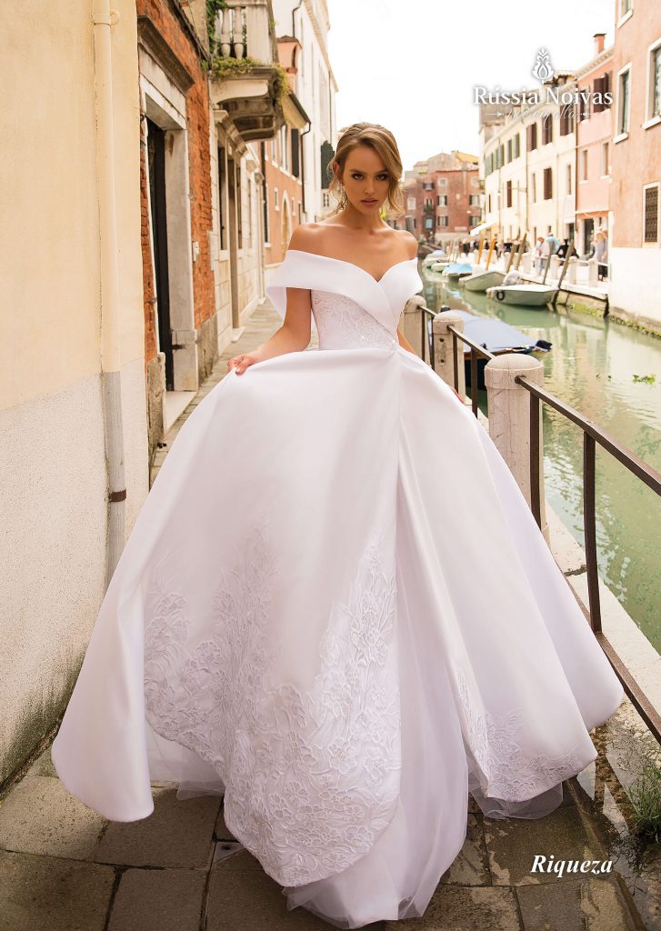 vestido de noiva alça larga