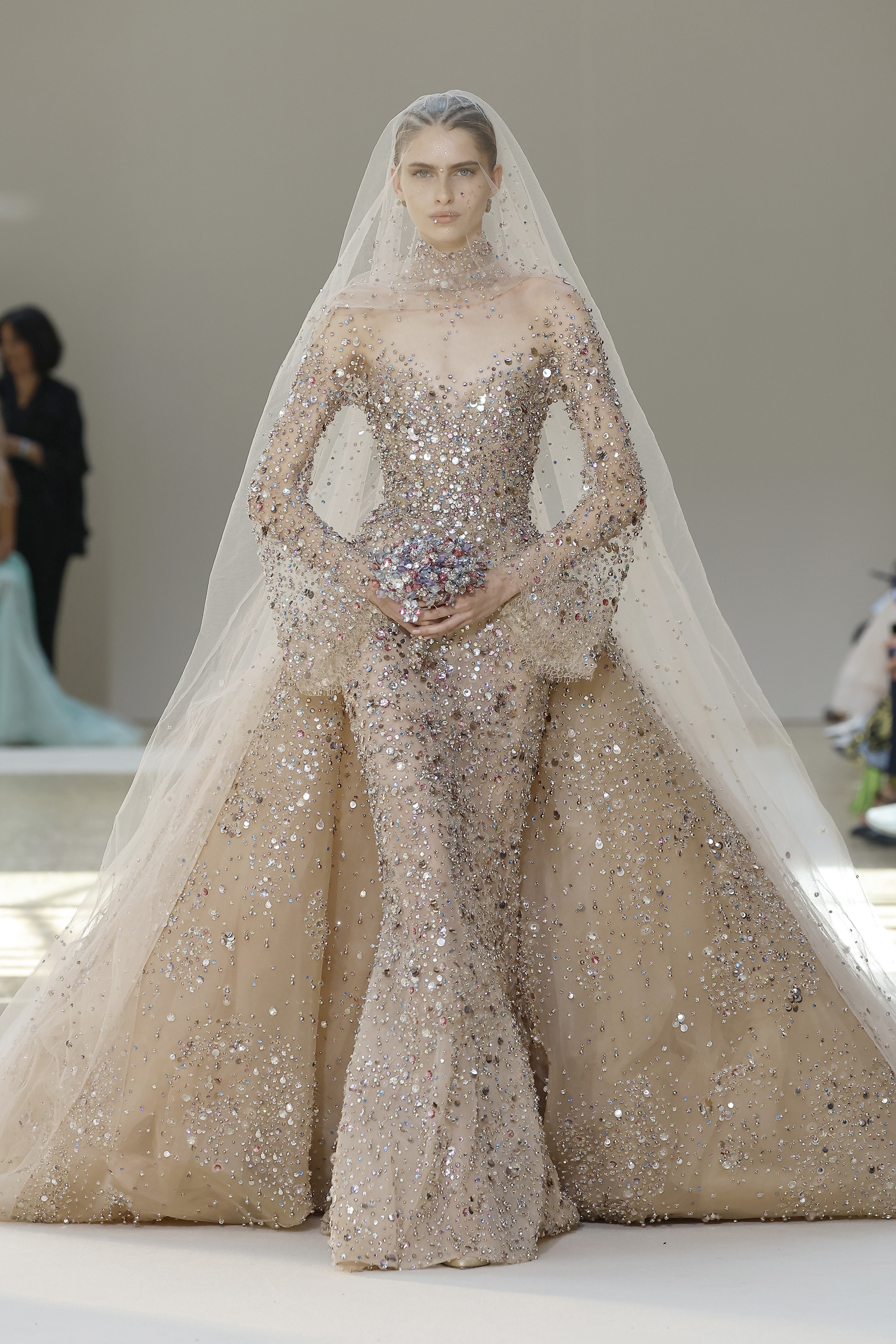 Vestido de Noiva Boho Chic: Onde Encontrar e Como Combinar