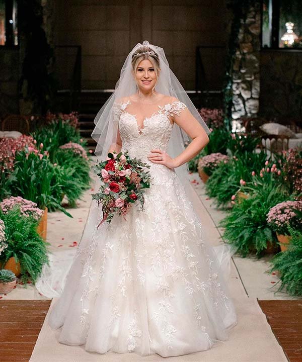 Vestido de Noiva Boho Chic: Onde Encontrar e Como Combinar