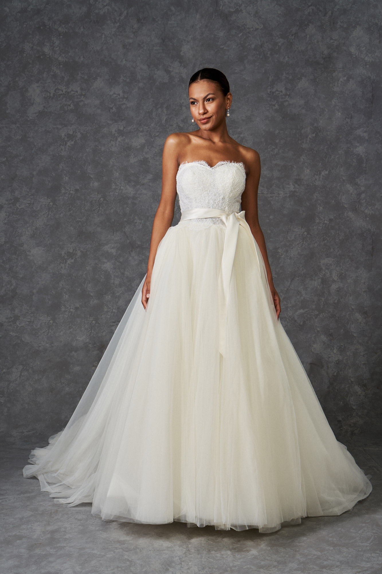 Acessórios perfeitos para complementar seu vestido de noiva estilo bailarina