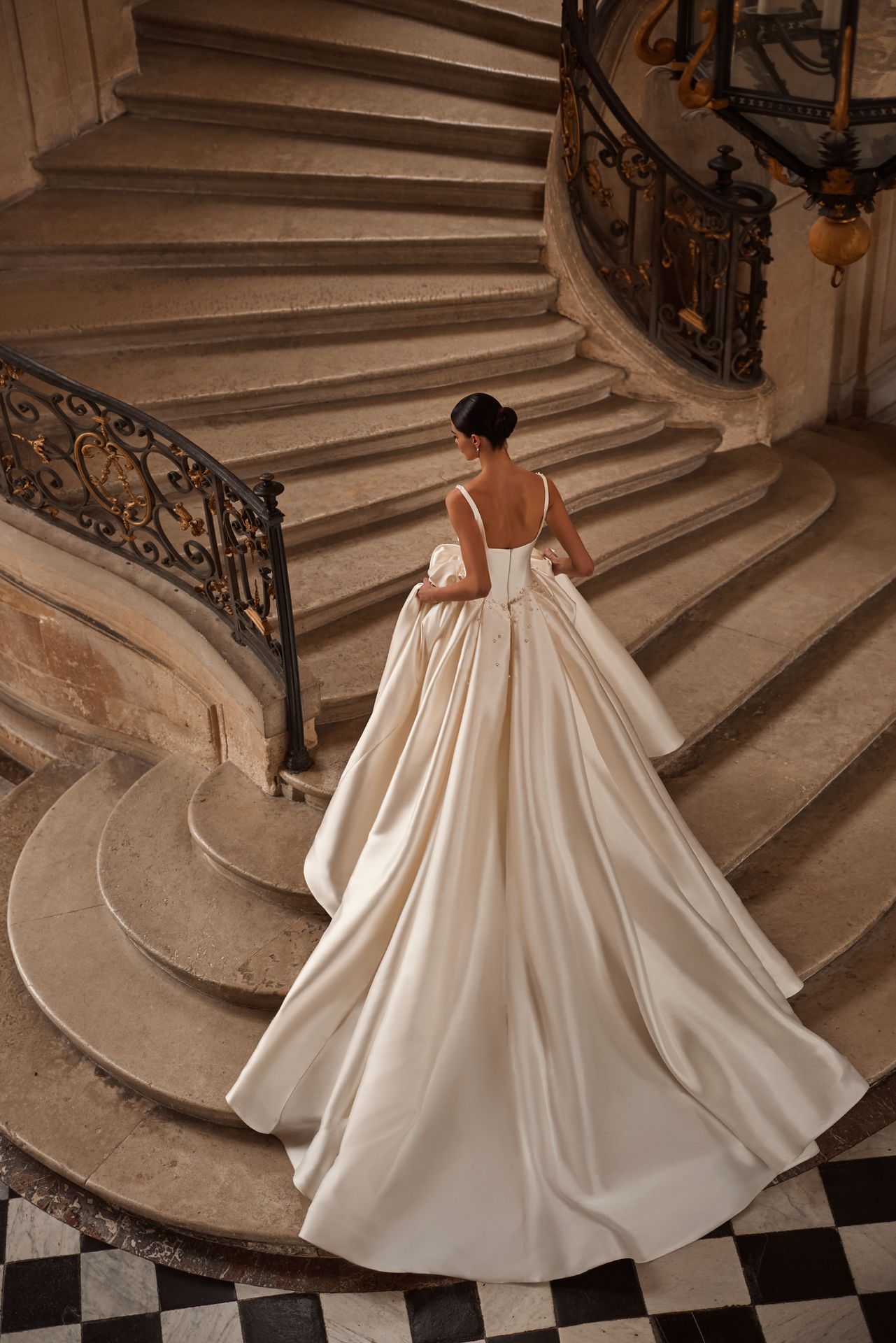 vestido de noiva cauda capela preço