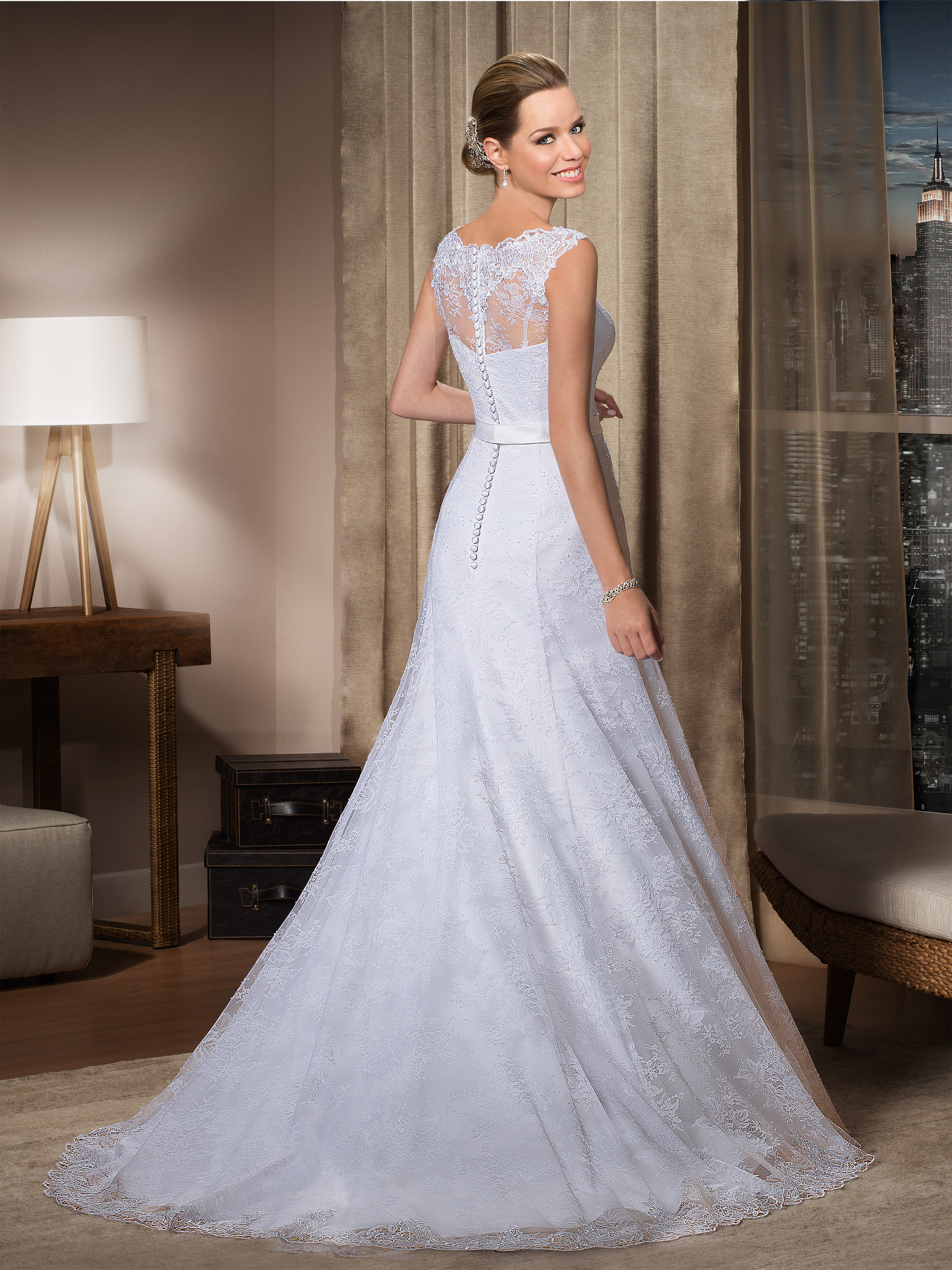 Vestidos de Noiva Boho Chic 2026: Rendas e Transparências em Destaque