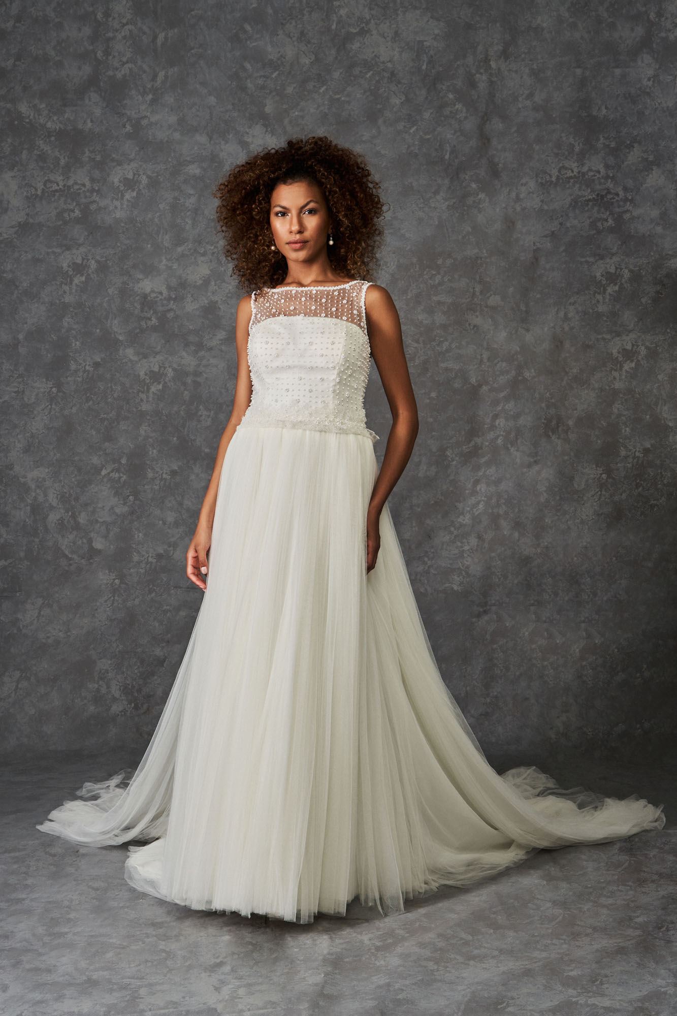 vestido de noiva com bordado de pérolas