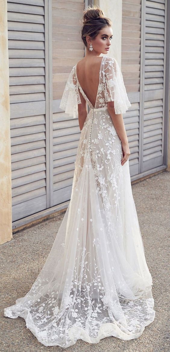 vestido de noiva com decote nas costas para casamento civil