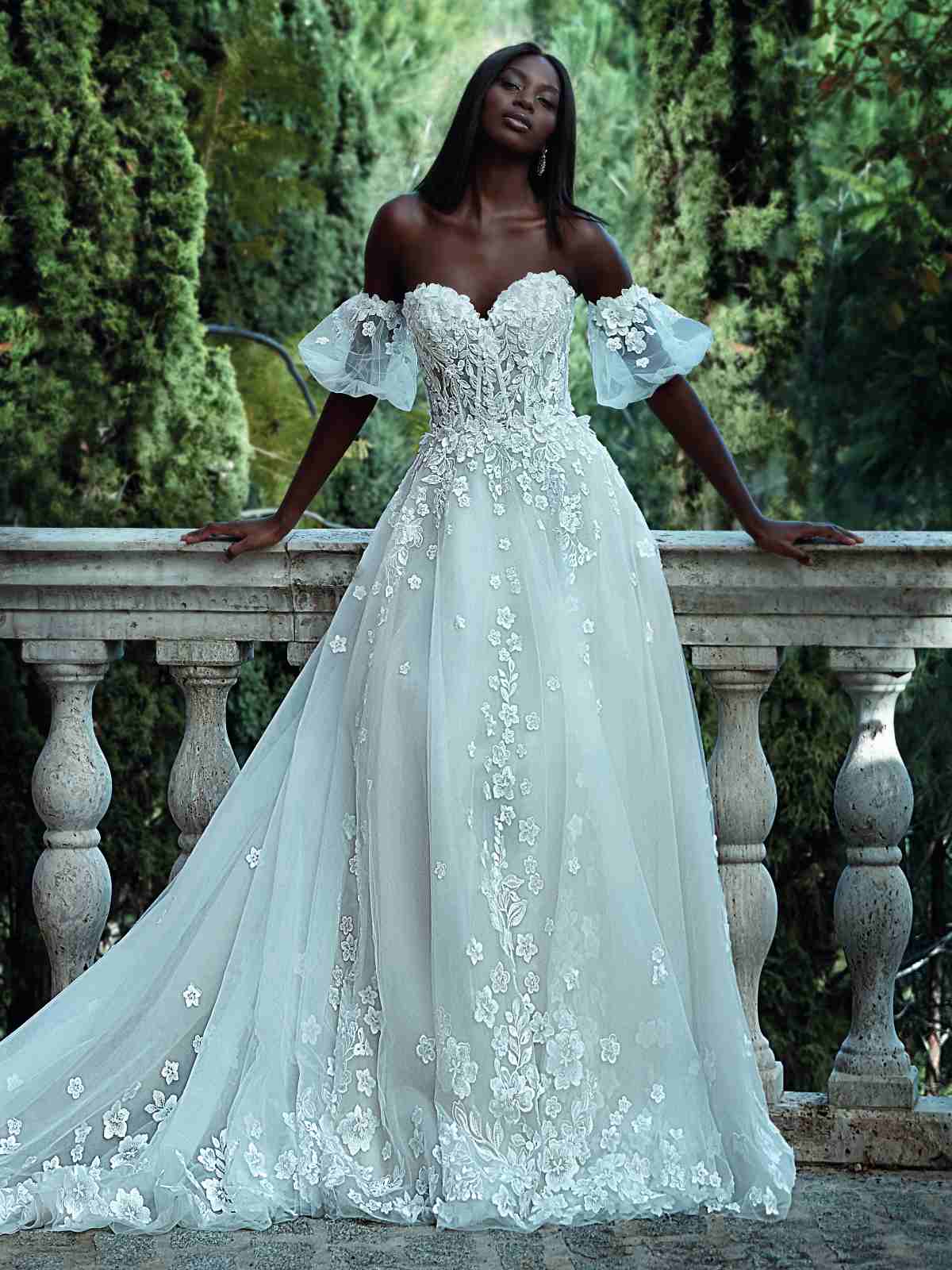 Guia Completo: Tons de Azul para Vestidos de Noiva (Serenity