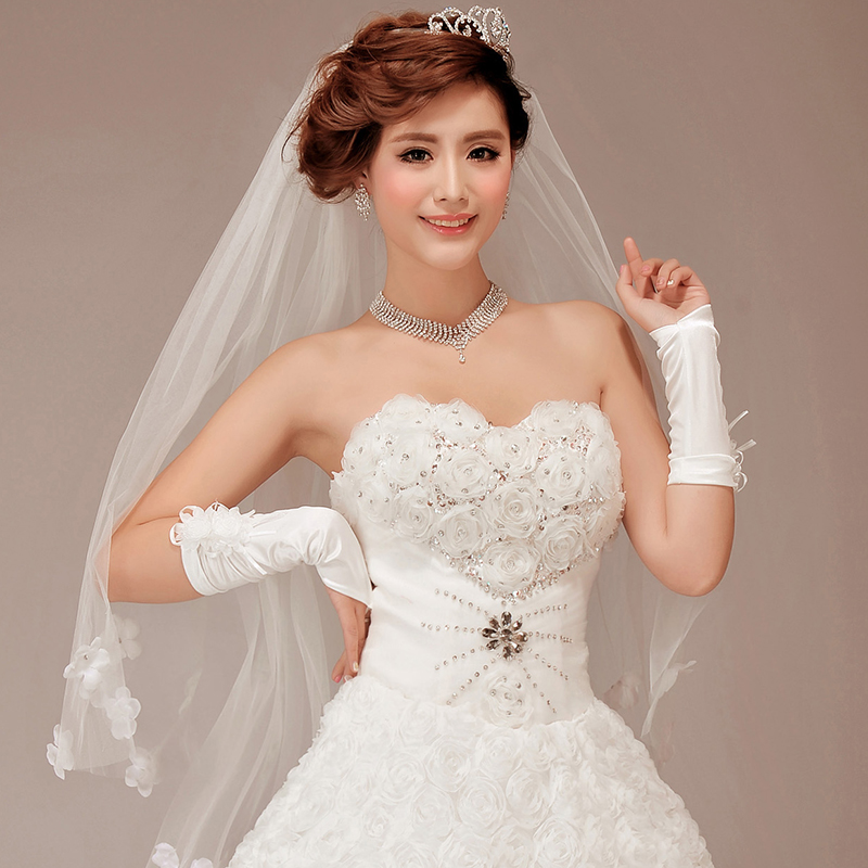 erros ao usar luvas no casamento