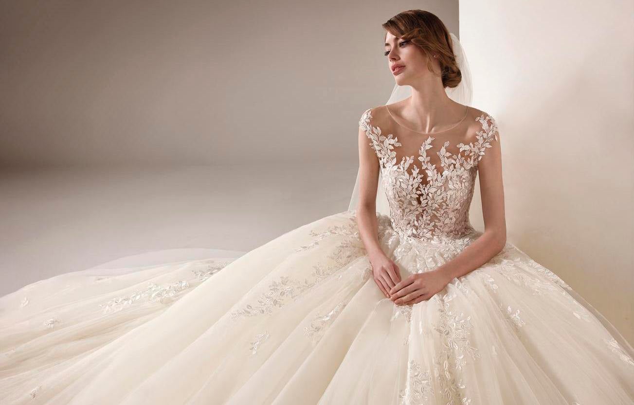 ideias de vestidos de noiva de tule para casamento no campo