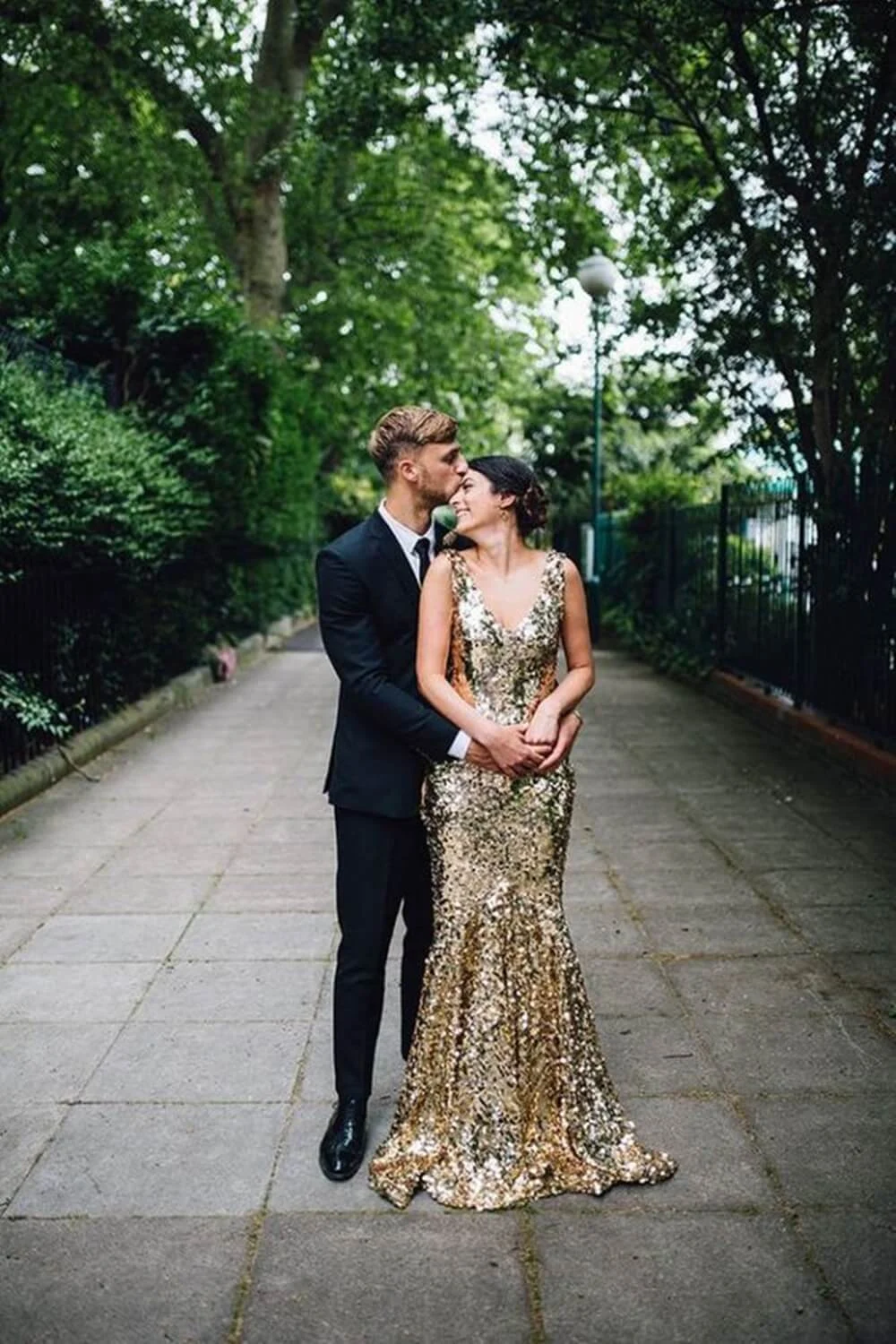 vestido de noiva dourado realeza