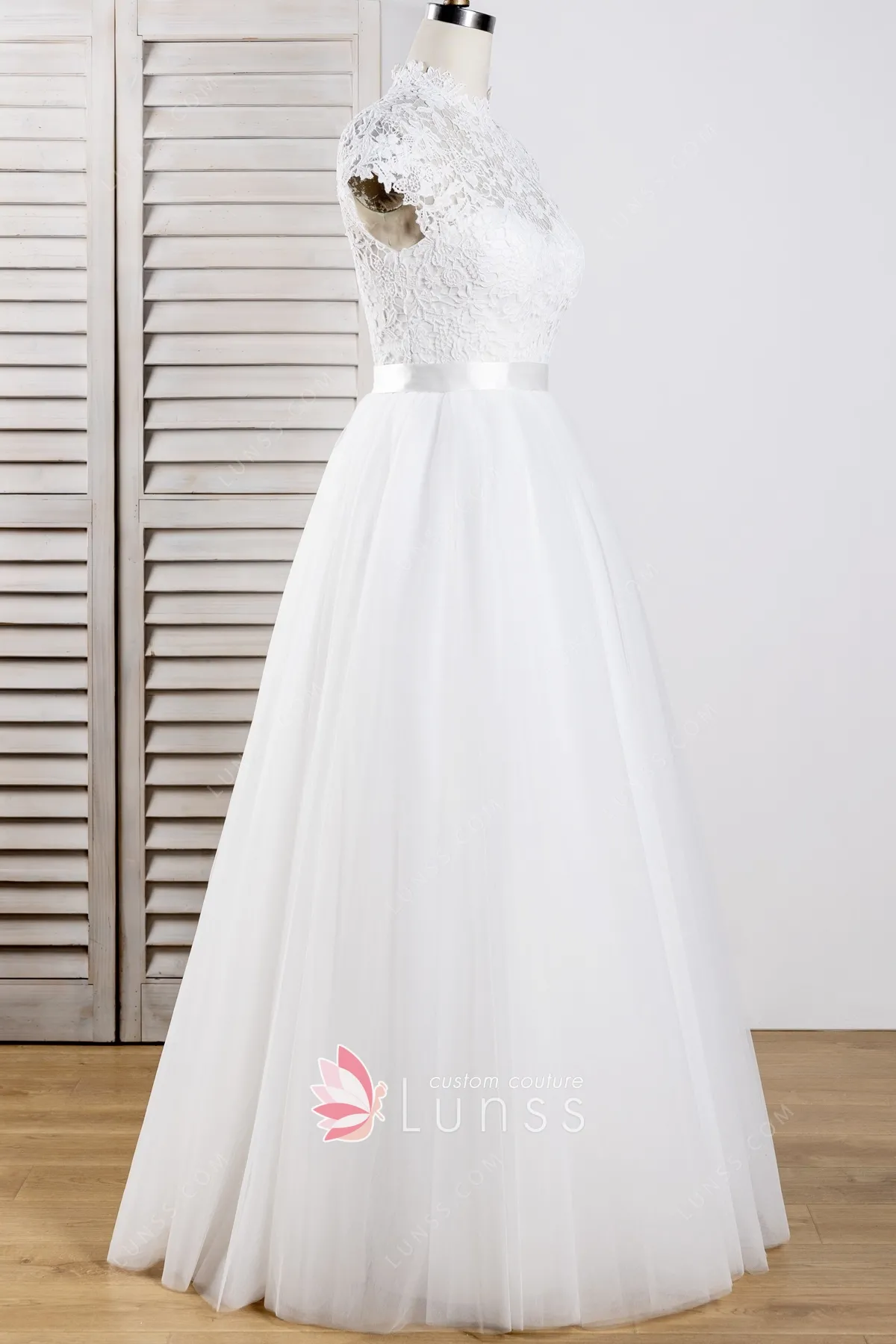 Como Escolher o Vestido de Noiva Gola Alta Perfeito para Seu Tipo de Corpo