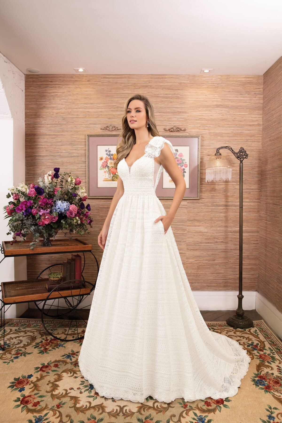 Guia Completo de Modelos Evasê e Império para Noivas Dançarinas