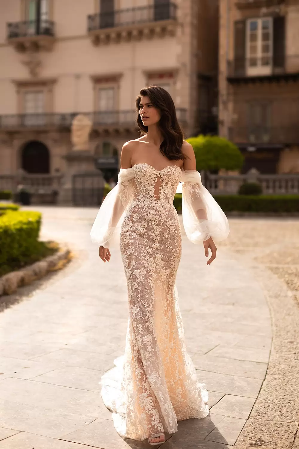 vestido de noiva longo com rasteira