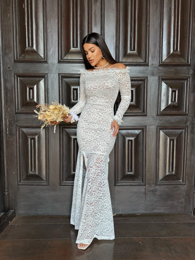 5 ideias de títulos:
1. Vestido de Noiva Nude com Renda: O Guia Completo para Escolher o Seu
2. Estilos de Vestido de Noiva Nude com Renda: Encontre o Perfeito
3. Onde Comprar seu Vestido de Noiva Nude com Renda: Dicas e Lojas
4. A Tendência do Vestido de Noiva Nude com Renda: Inspirações e Combinações
5. Como Usar Sapatos com Vestido de Noiva Nude: Guia de Estilo