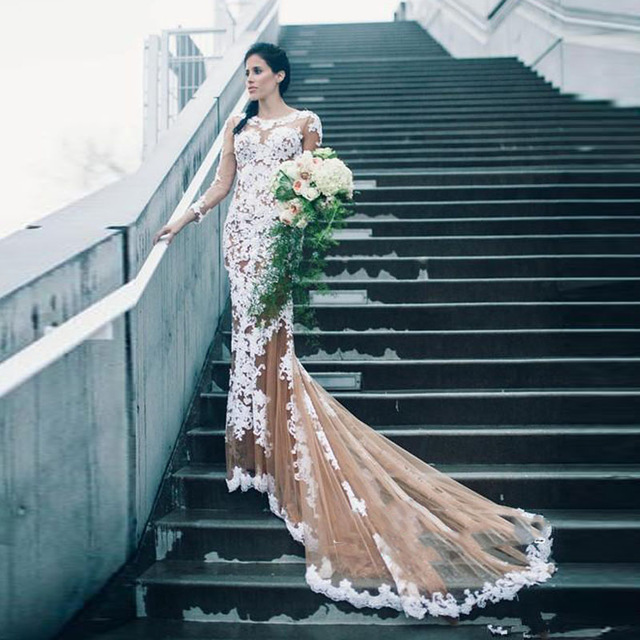 5 ideias de títulos:
1. Vestido de Noiva Nude com Renda: O Guia Completo para Escolher o Seu
2. Estilos de Vestido de Noiva Nude com Renda: Encontre o Perfeito
3. Onde Comprar seu Vestido de Noiva Nude com Renda: Dicas e Lojas
4. A Tendência do Vestido de Noiva Nude com Renda: Inspirações e Combinações
5. Como Usar Sapatos com Vestido de Noiva Nude: Guia de Estilo