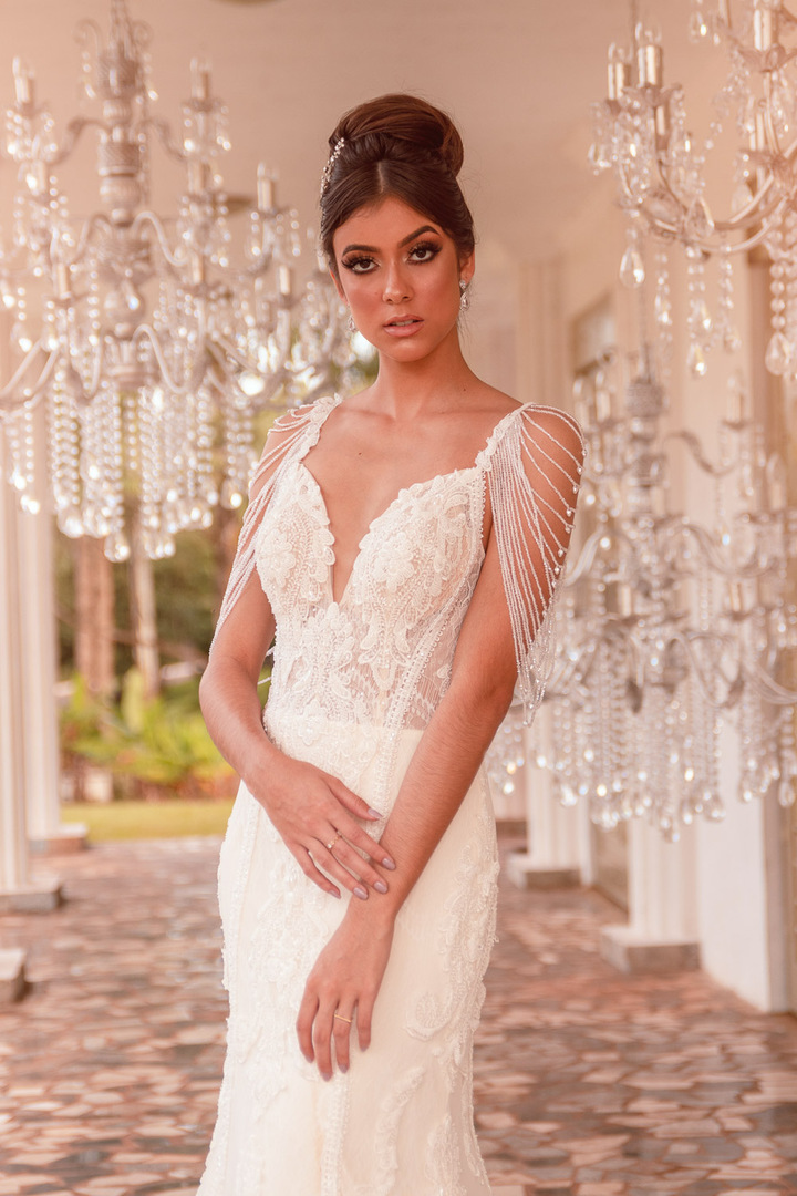 5 ideias de títulos:
1. Vestido de Noiva Nude com Renda: O Guia Completo para Escolher o Seu
2. Estilos de Vestido de Noiva Nude com Renda: Encontre o Perfeito
3. Onde Comprar seu Vestido de Noiva Nude com Renda: Dicas e Lojas
4. A Tendência do Vestido de Noiva Nude com Renda: Inspirações e Combinações
5. Como Usar Sapatos com Vestido de Noiva Nude: Guia de Estilo