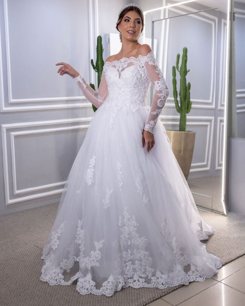 vestido de noiva ombro a ombro renda sereia