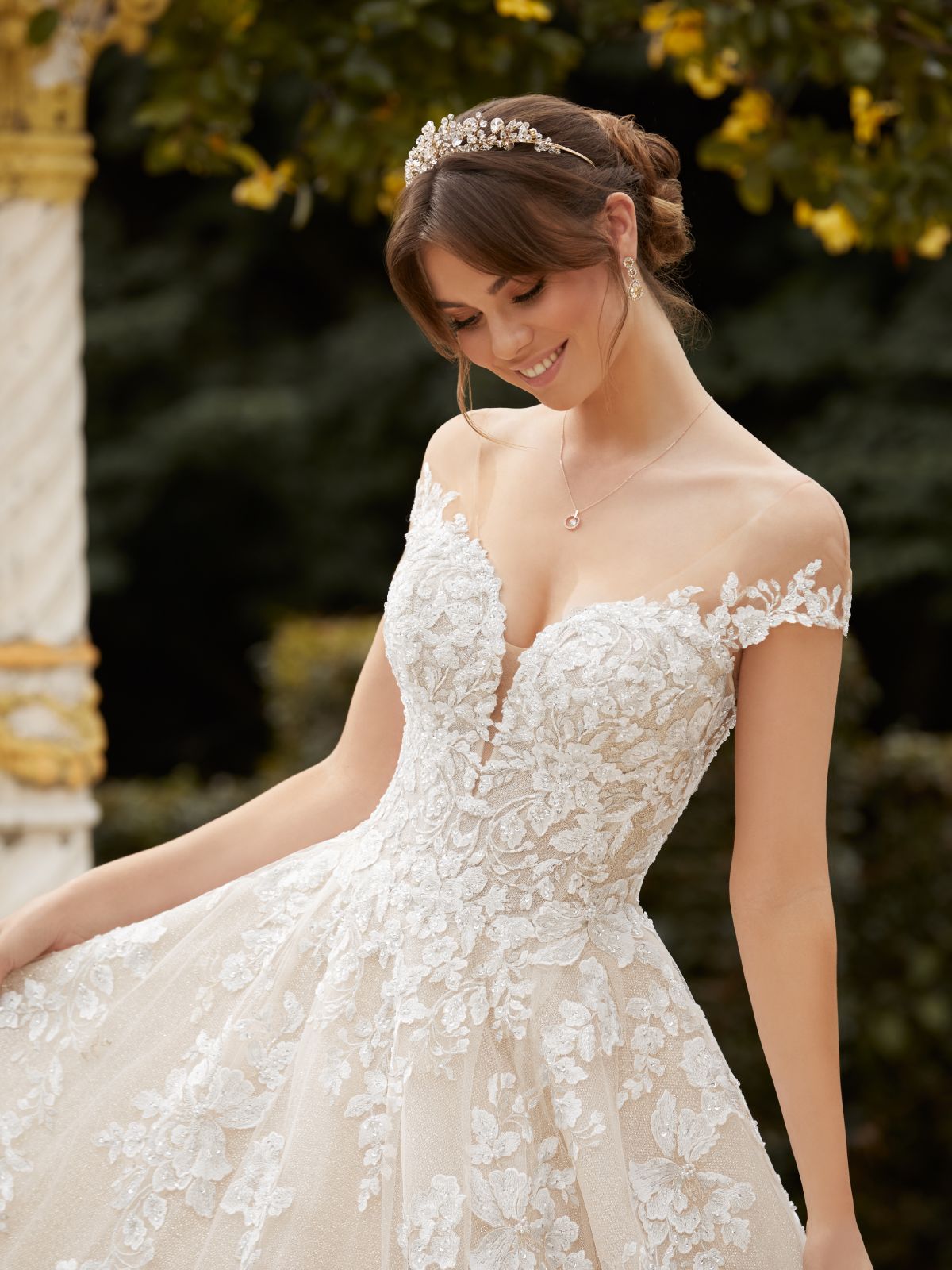 vestido de noiva ombro a ombro renda com bordado