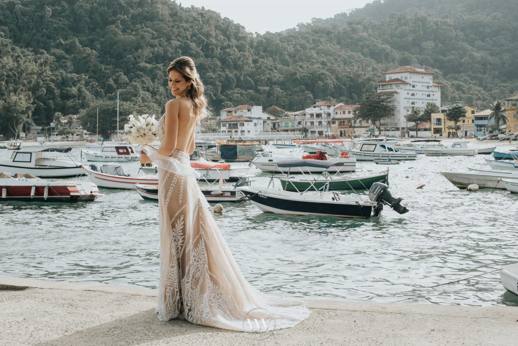 vestido de noiva para casamento em navio