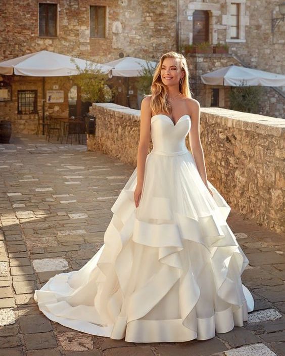 erros ao escolher vestido de noiva com saia de chiffon