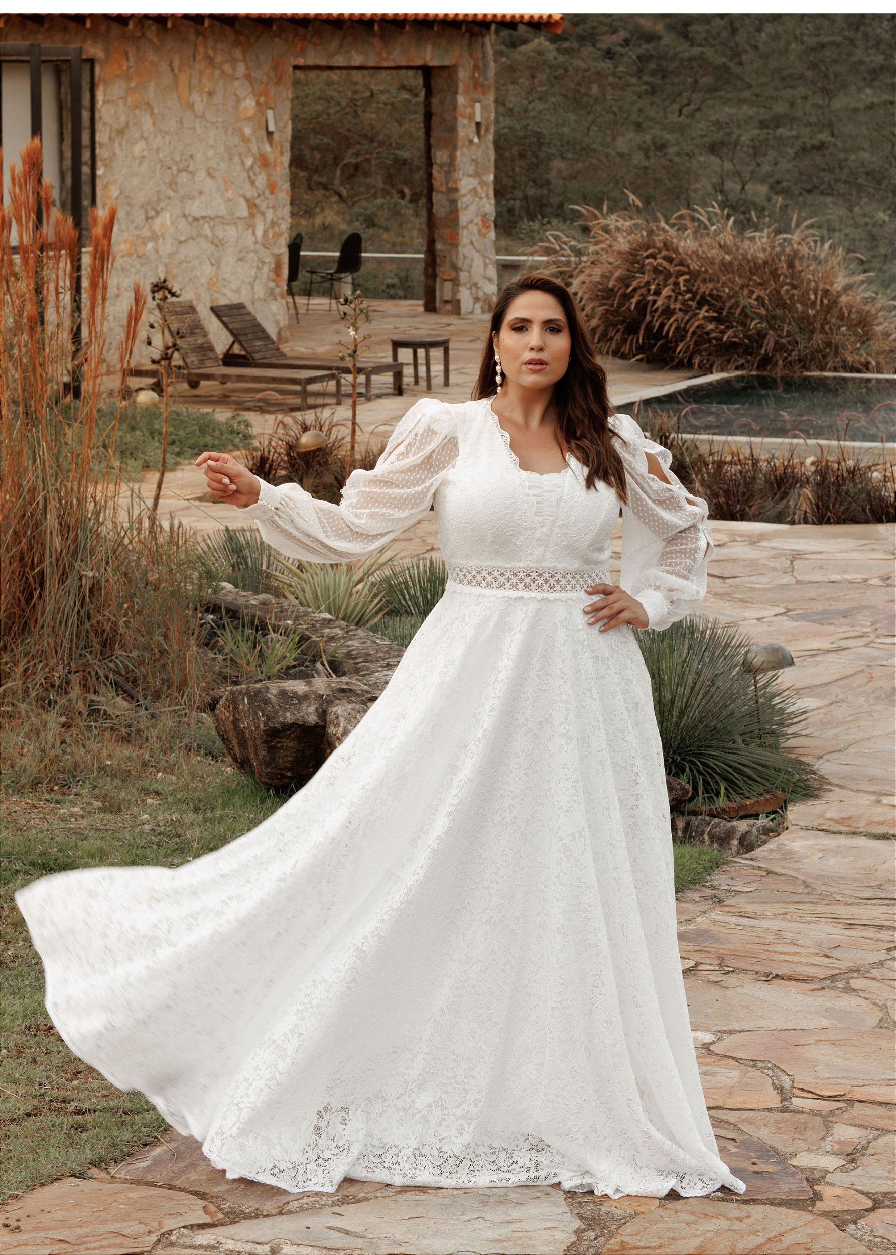 Casamento civil: opções de vestido de noiva godê midi e curto