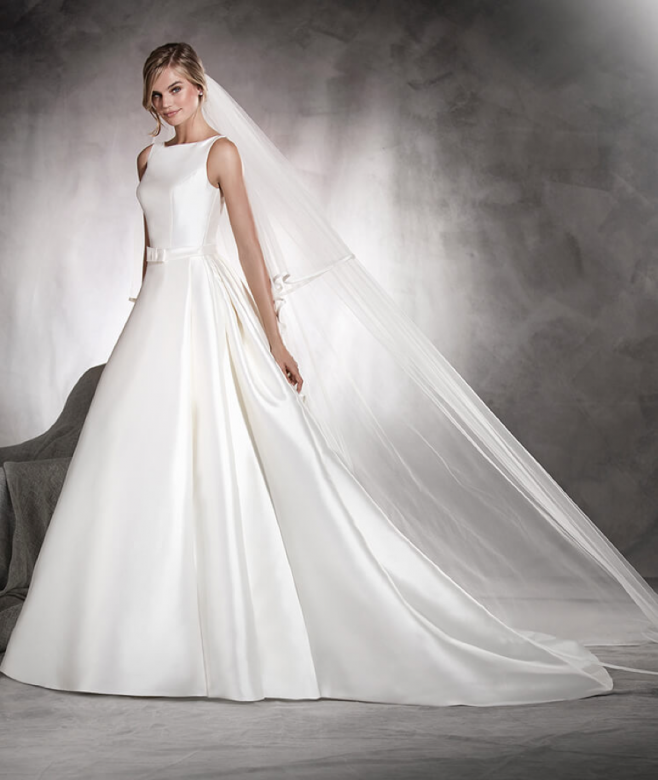 vestido de noiva todo liso