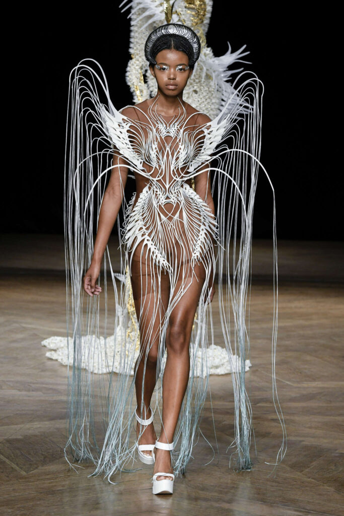 Como escolher o vestido de noiva 2 em 1 ideal para seu casamento