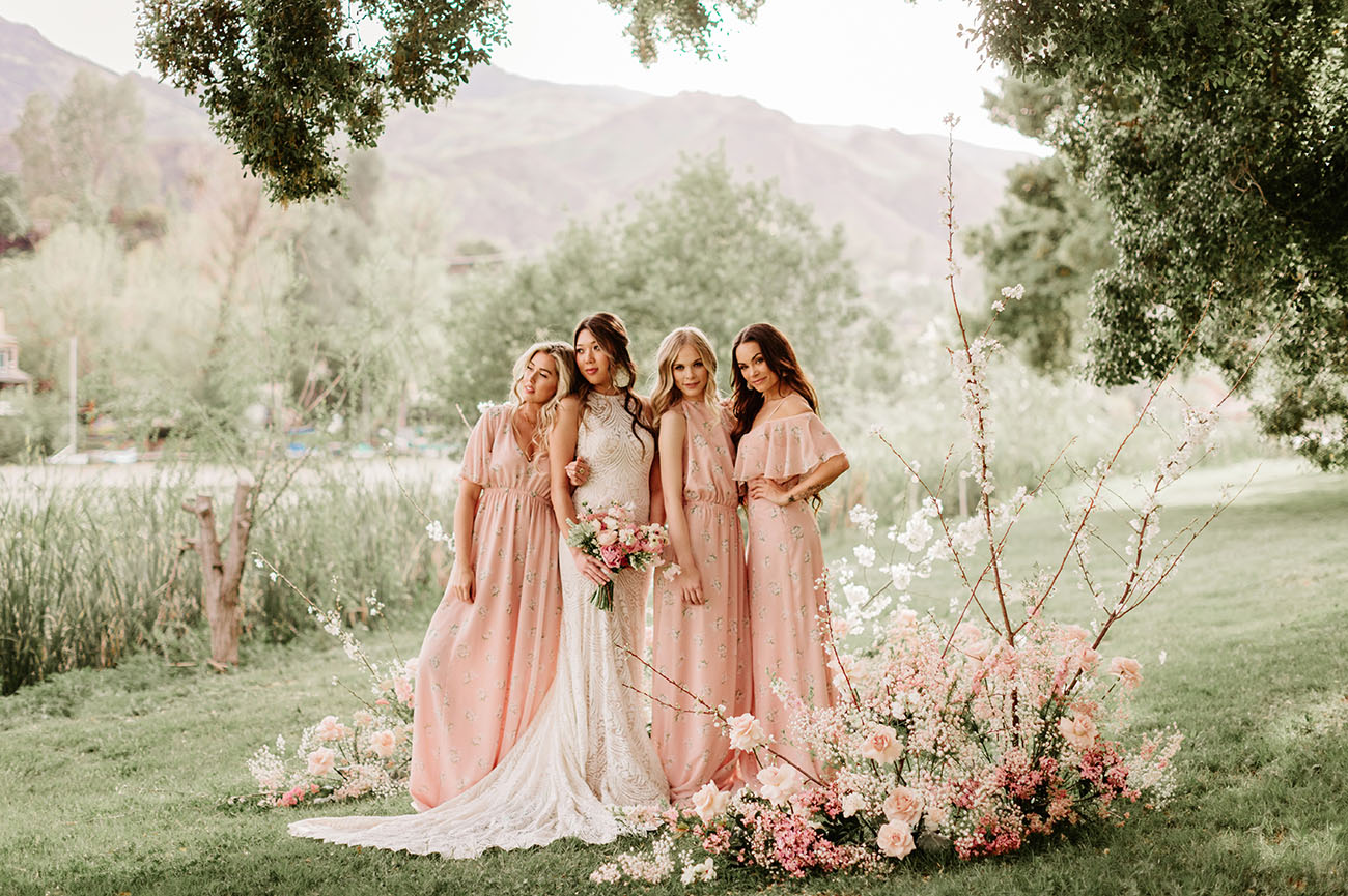 Guia Completo de Cores para Madrinhas: Tendências 2025/2026